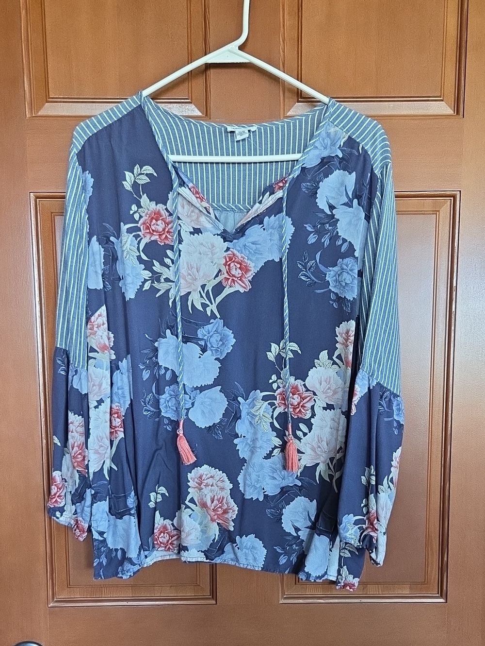 Tribal Jeans Brand Navy Floral V-Neck Women's Tunic/Top with Tassel Ties